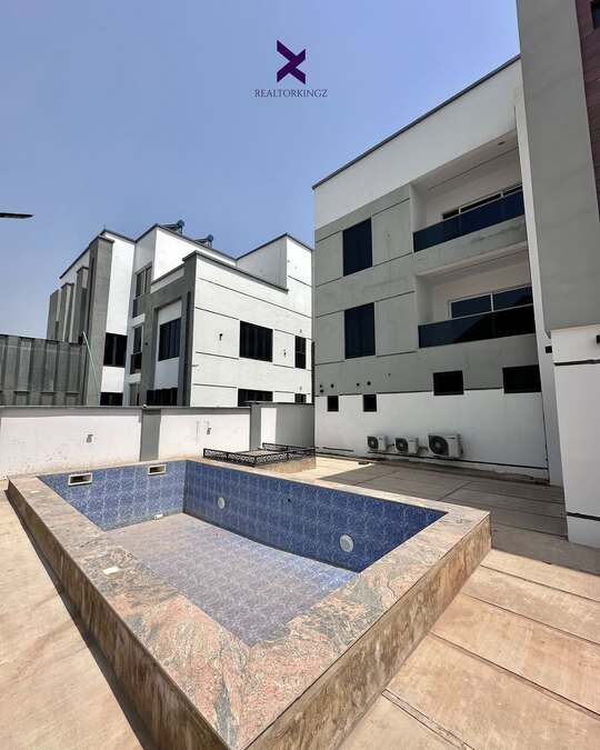 Property Description; Seven (7) Bedrooms Fully Detached Duplex Price- ₦1.8 billion. Location- Guzape, Abuja-copy-0