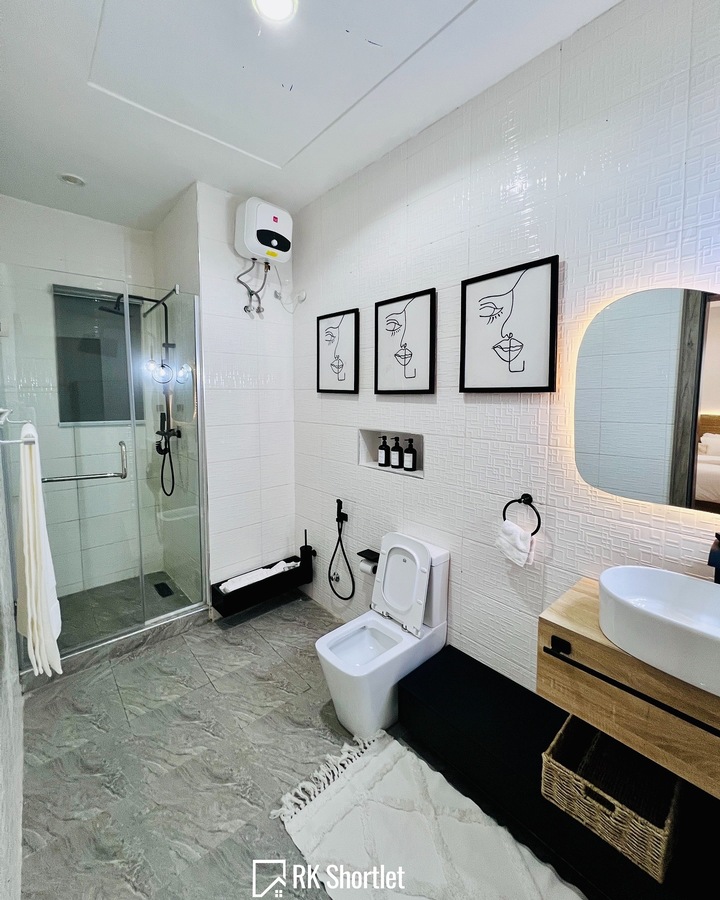 308464B8-E1D8-4CAC-B3BA-C8903577FF02